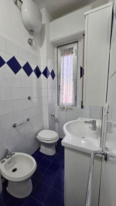 Monticelli Apt - 6 Posti Letto Флоренция Экстерьер фото